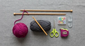 beginner knitting crochet supplies — Beginner Knitting Crochet Supplies: Your First Steps to Crafting Success